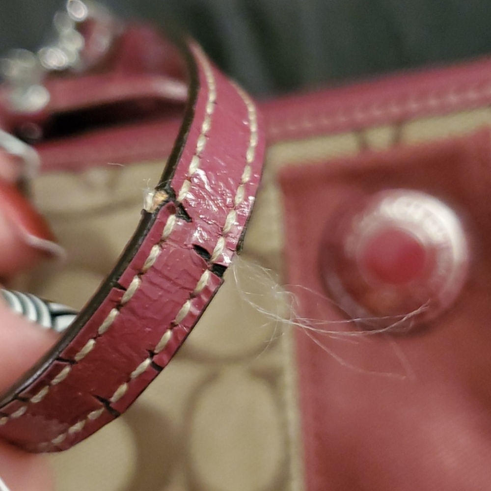 Coach wristlet - Picture 3 of 6
